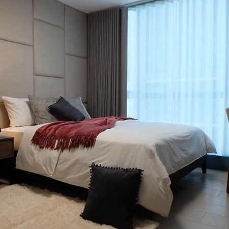 One Uptown Residence 达义 外观 照片